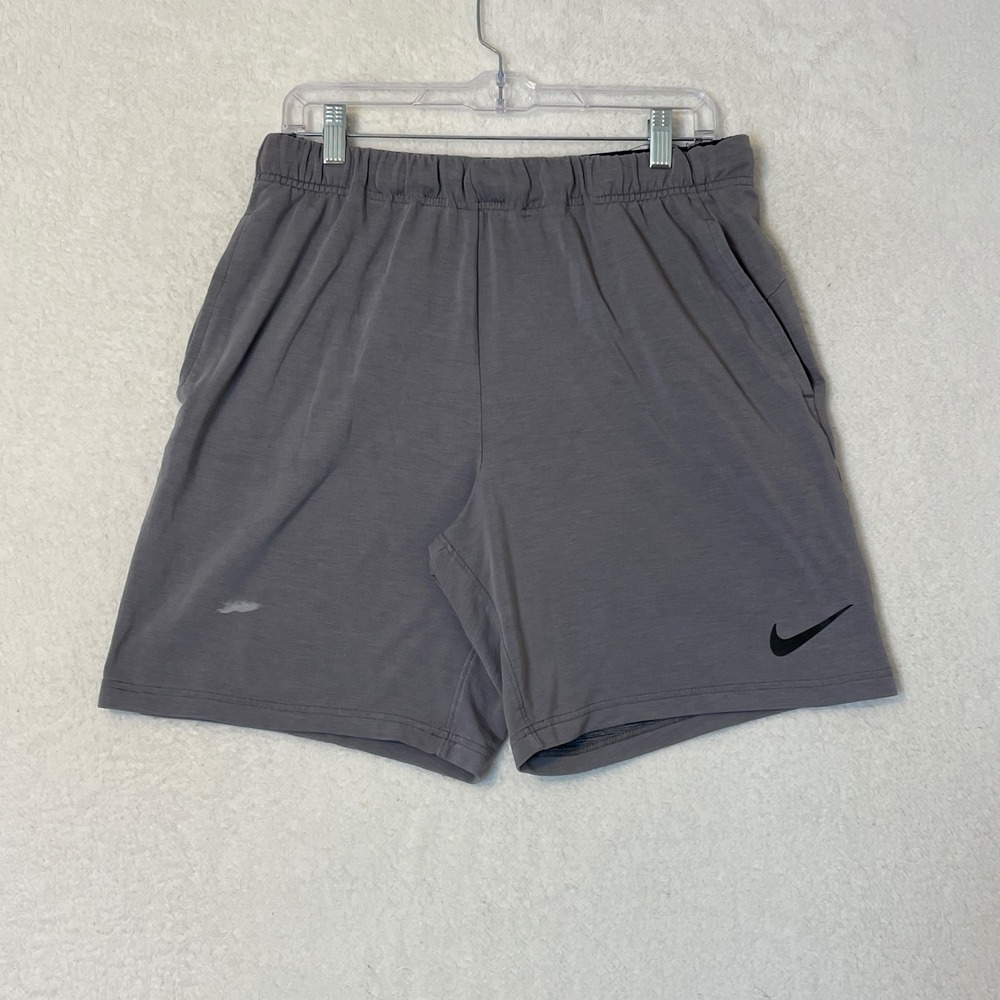 Nike Dri-FIT Mens Training Shorts Gray Size Large AF71